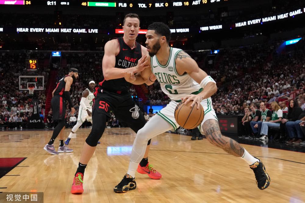 罕见地排出 罕见地排出