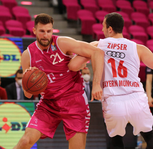 古斯塔沃确 古斯塔沃确