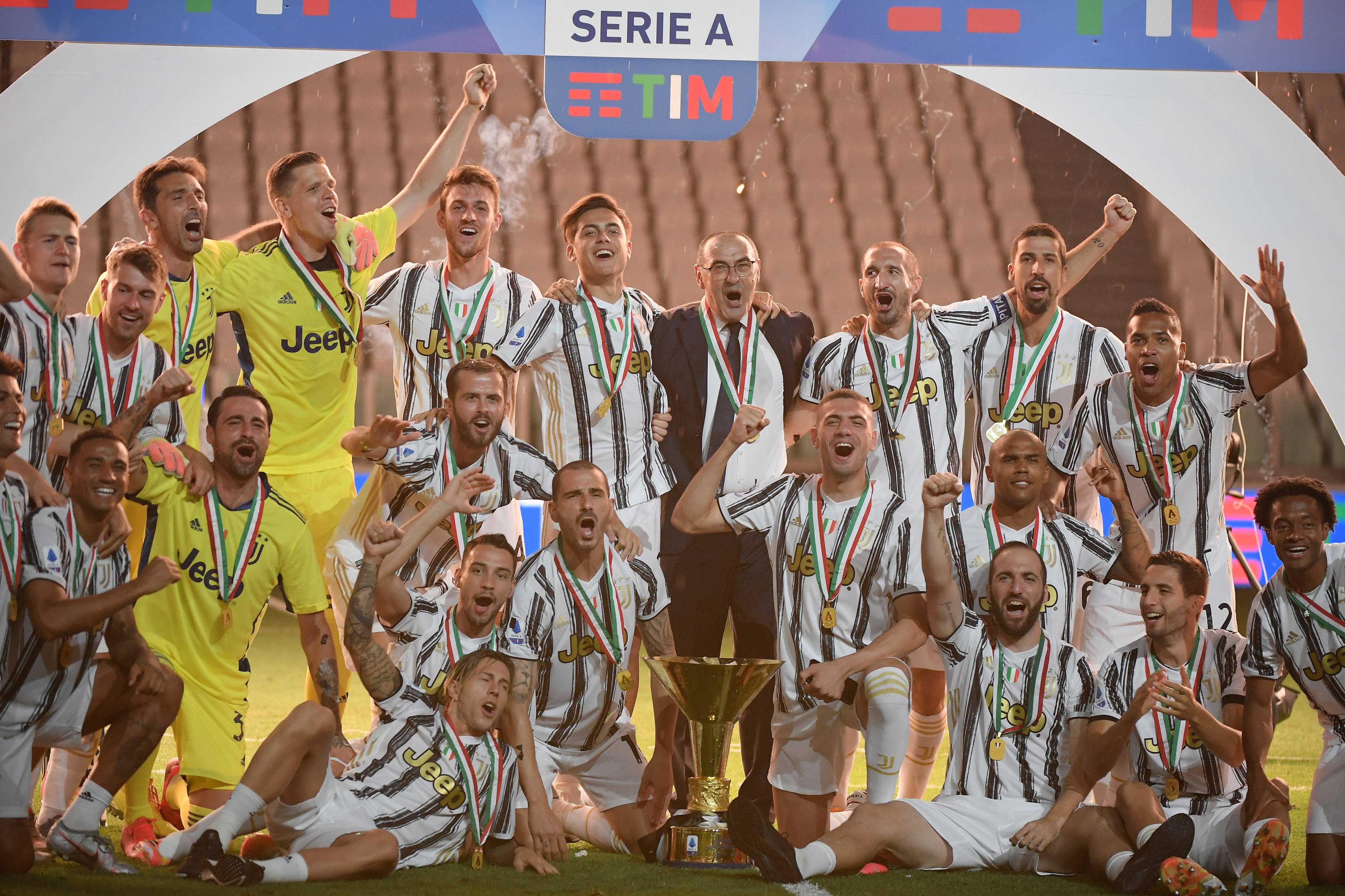 英超前锋亚 英超前锋亚