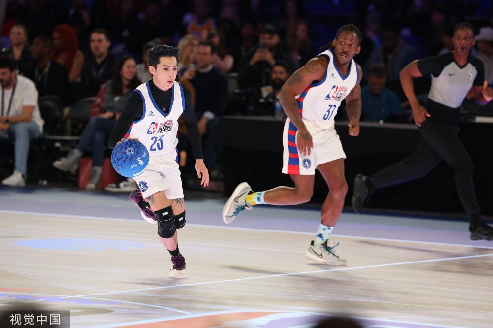 欢欣鼓舞 欢欣鼓舞