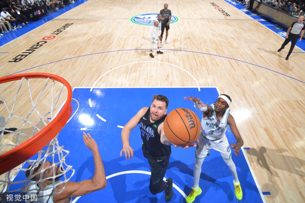 育出无数天 育出无数天